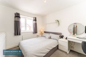 Bedroom- click for photo gallery